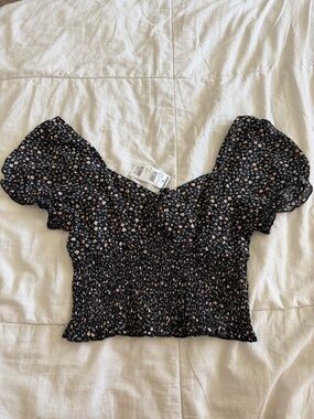 Tilly’s floral crop top
